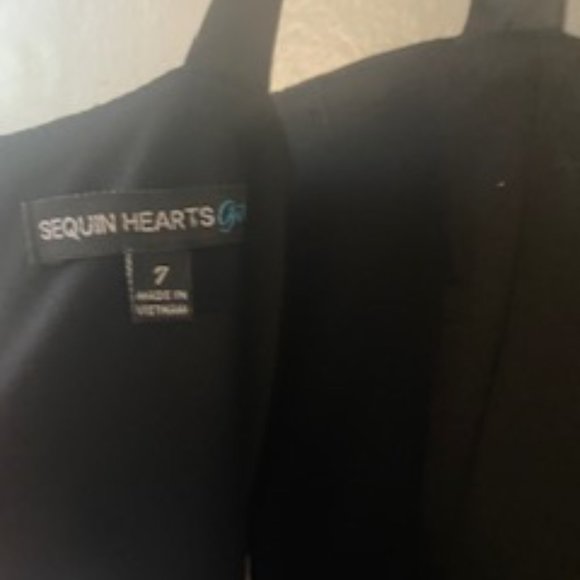 Sequin Hearts Dress - Black and Pink Hi-Low w/Flower Print (Girls Size 7) - $20 - Picture 7 of 10